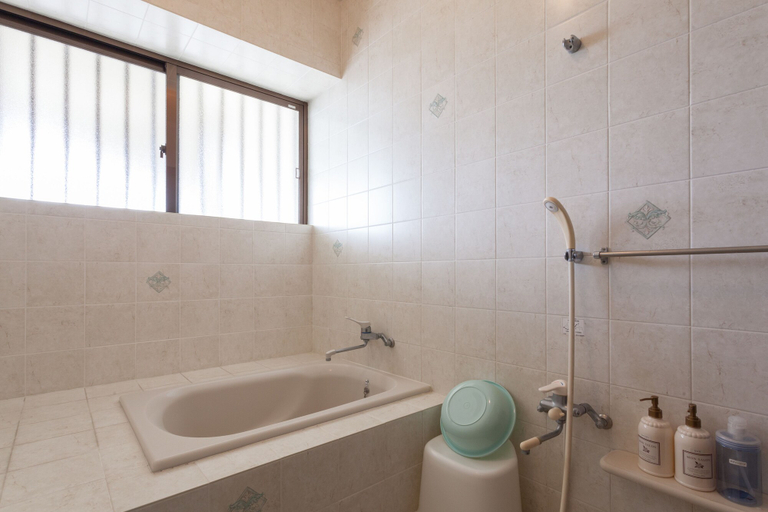 Bathroom 3, Kariyushi Condominium Resort Nago Sea Side House, Nago