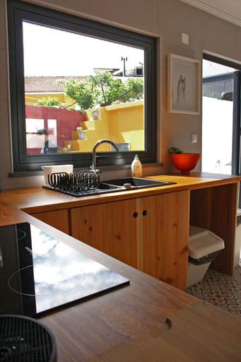 Others 5, Porto Pim Guest House, Horta