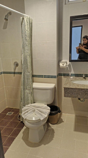 Bathroom 4, Lavender Hotel, Pulau Phuket