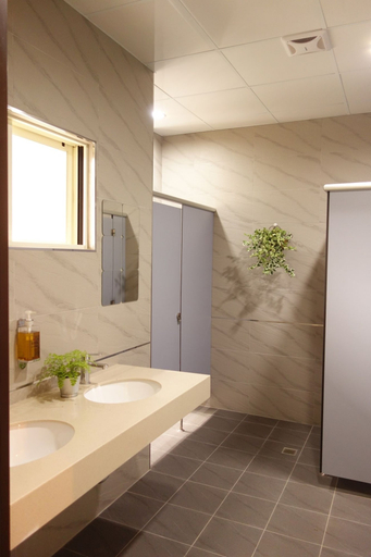 Bathroom 3, Douzi Stay near Metro - Hostel, Taoyuan