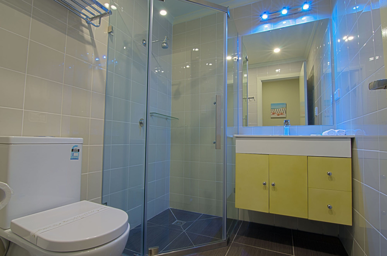 Bathroom 5, Park Squire Motor Inn and Serviced Apartments, Melbourne