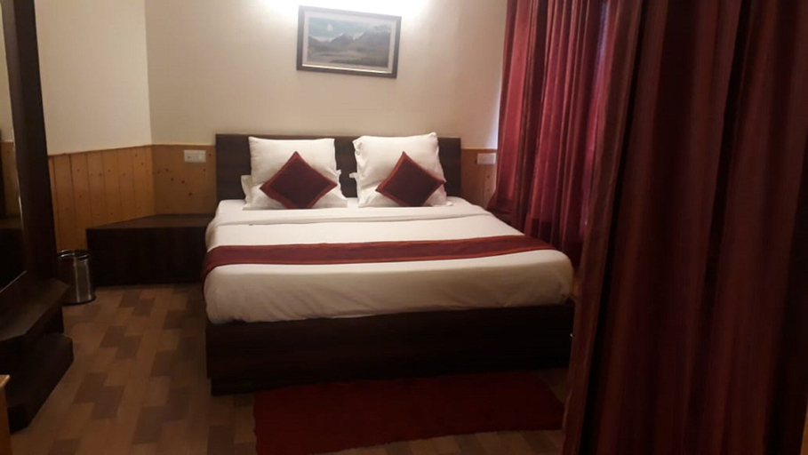Bedroom 4, Seven Hills Hotel, Shimla