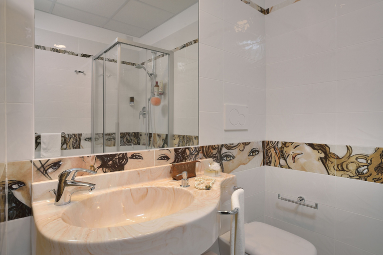 Bathroom 5, Hotel Clipper, Pesaro E Urbino