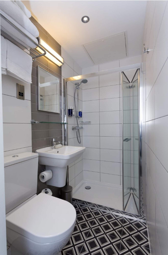 Bathroom 4, The Beverley Hotel, London