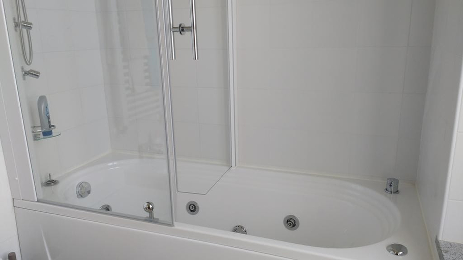 Bathroom 5, Agriturismo Cascina Poscallone, Milano