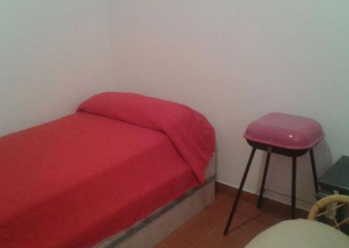 Bedroom 3, 106111 - Apartment in Zahara de los Atunes, Cádiz