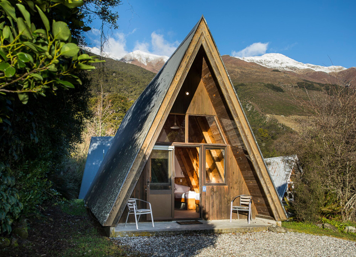 Exterior & Views 2, Wonderland Makarora Lodge, Queenstown-Lakes
