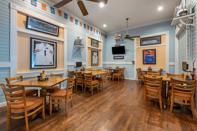 Food & Drinks 5, Best Western Gateway Grand, Alachua