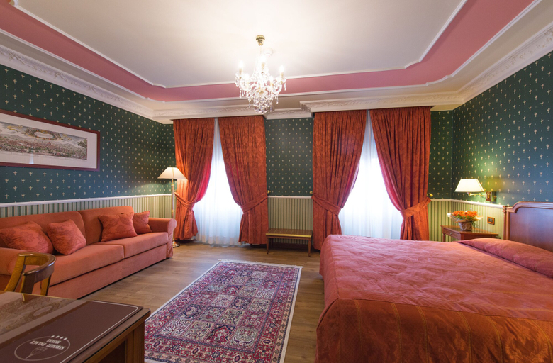 Bedroom 2, Strozzi Palace Hotel, Florence