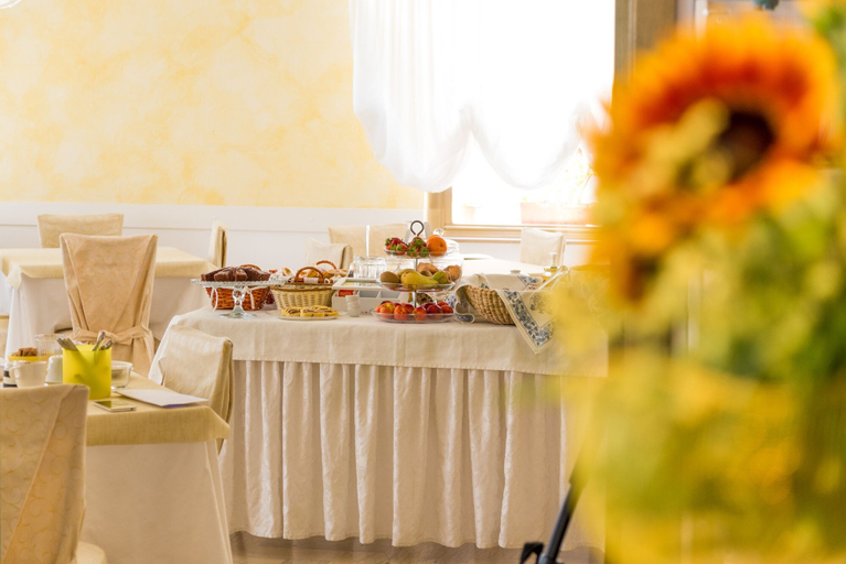 Food & Drinks 4, Hotel St. Moritz, Rimini