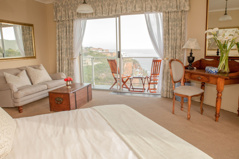 Bedroom 3, Headlands House Guest Lodge, Eden