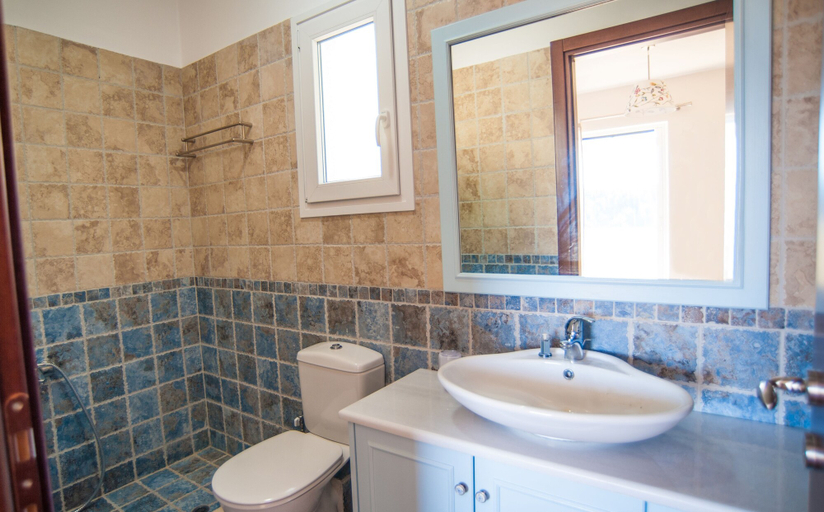 Bathroom 3, Agios Nikitas View, Ionian Islands