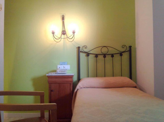 Bedroom 3, Maestre, Córdoba