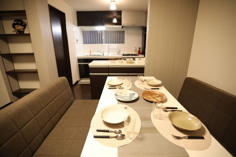 Others 5, L House, Osaka