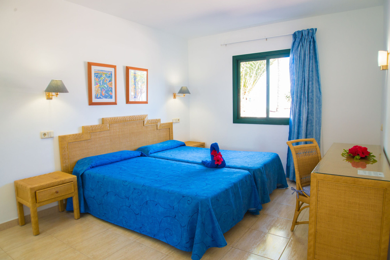 Bedroom, HL Club Playa Blanca Hotel, Las Palmas