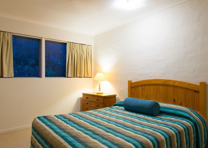 Bedroom 2, Palm Court Noosa, Noosa - Noosa-Noosaville
