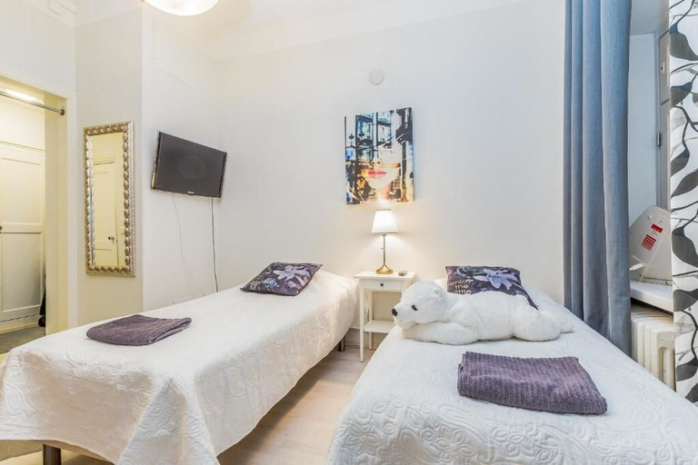 Bedroom 5, Go Happy Home Apartment Mikonkatu 18, Uusimaa