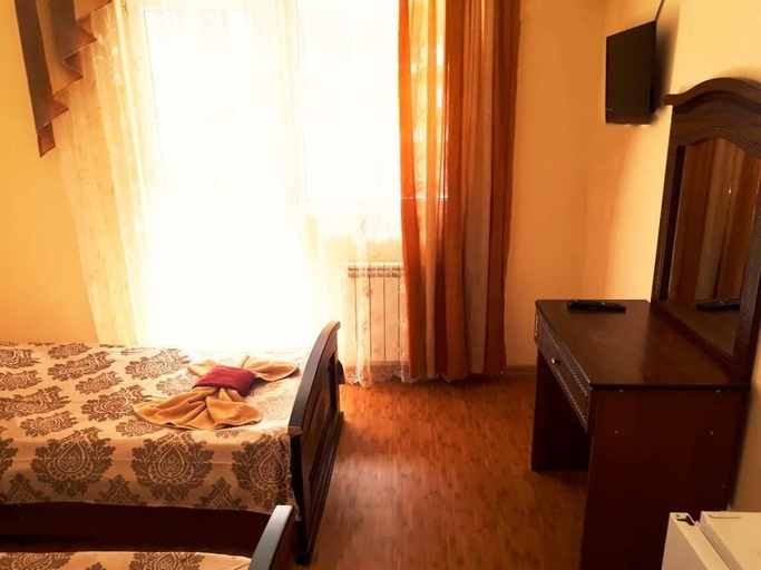 Others 3, Oganes Guesthouse, Sochi gorsovet