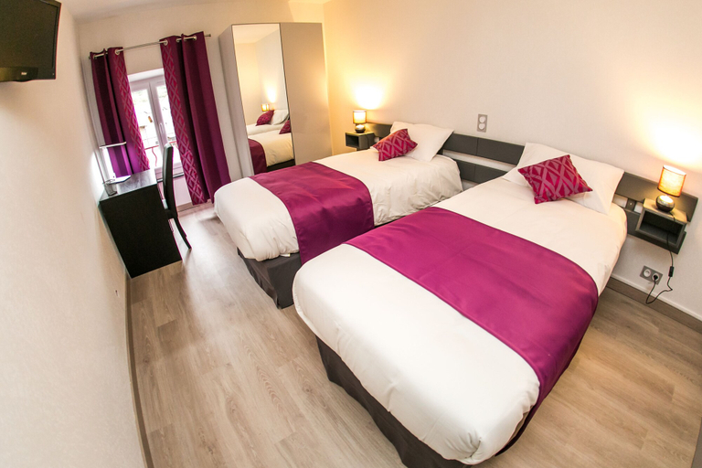 Bedroom 5, Grand Hotel de France, Lozère