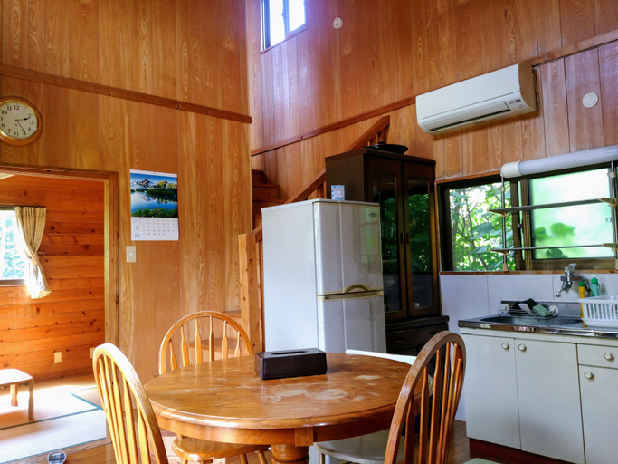 Others 4, Cottage CANAC, Motobu