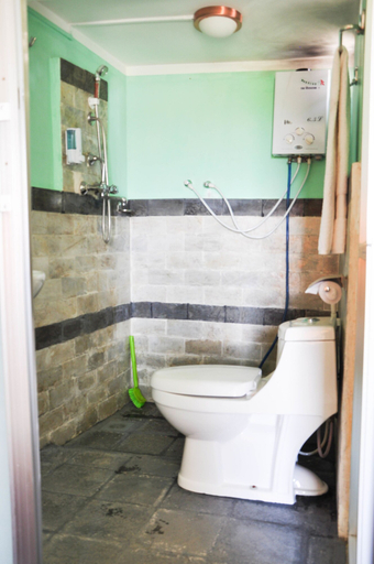 Bathroom 4, Hotel Mount Paradise, Bagmati