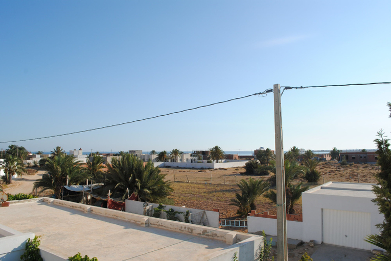 Others 5, Dar Arous, Kerkennah