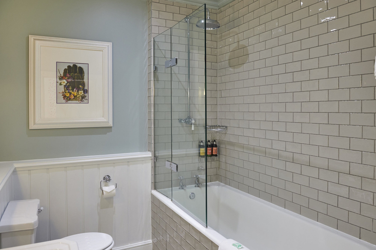 Bathroom 4, Hotel du Vin & Bistro Winchester, Hampshire