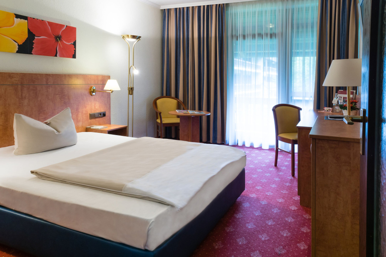 Bedroom 3, Hotel St Georg, Rosenheim