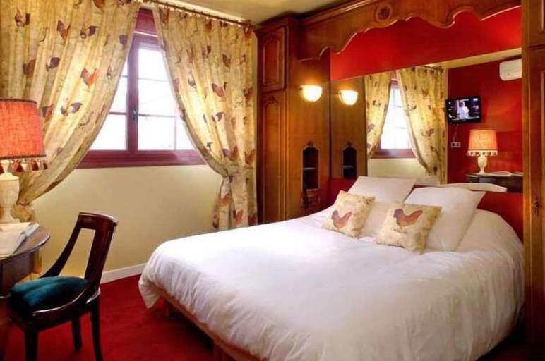 Bedroom 5, Hôtel de la Cognette, Indre