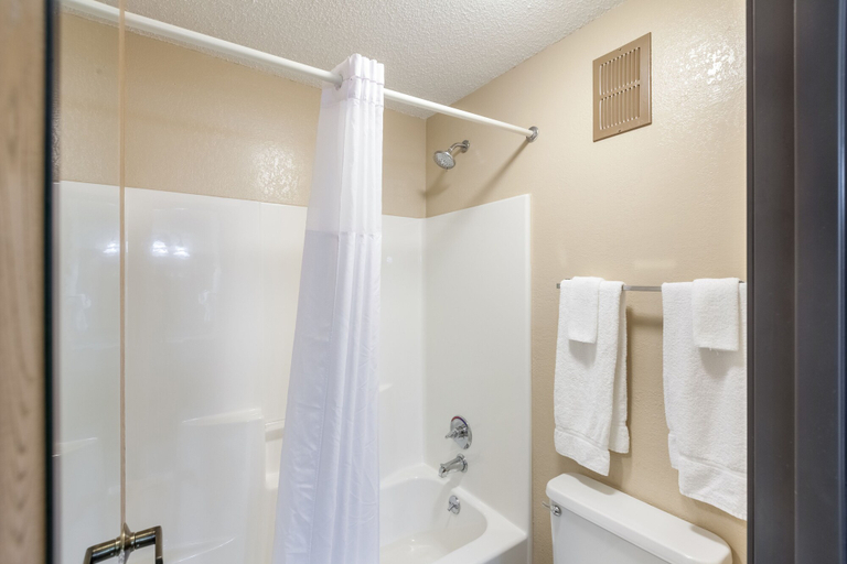 Bathroom 4, Quality Inn Allen - Plano East, Collin