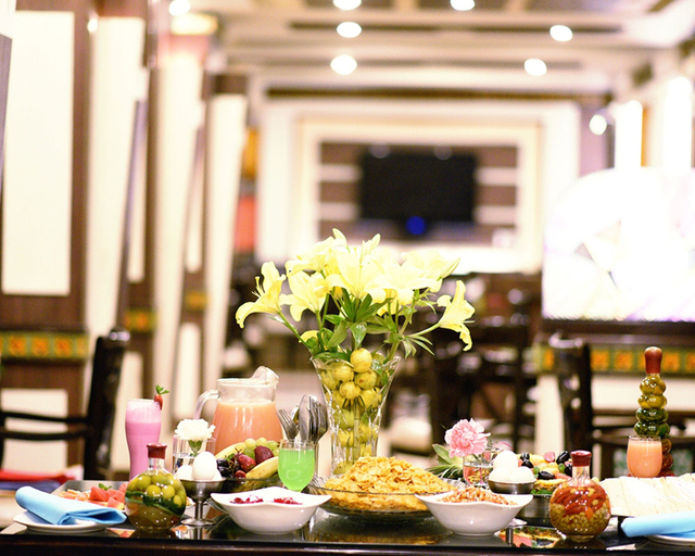 Food & Drinks 5, Hotel Shiva Residency, Dehradun