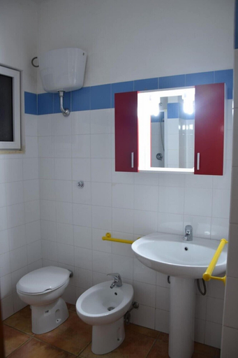 Bathroom, Villaggio Pineta al Mare - Campground, Brindisi