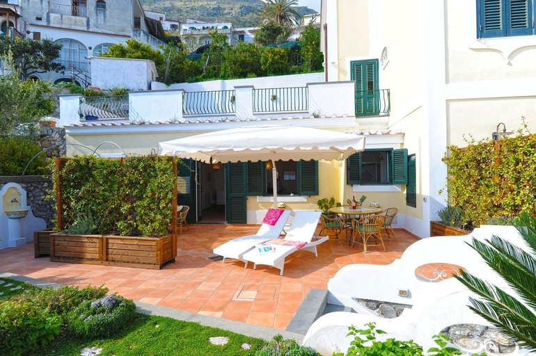 Exterior & Views, Casa Giorgia, Salerno