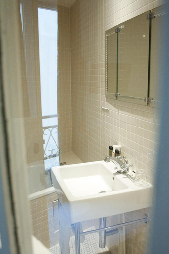 Bathroom 4, Hotel du Temps, Paris