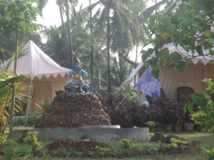 Five Five Restaurant and Guest Tent- Glamping, North Goa