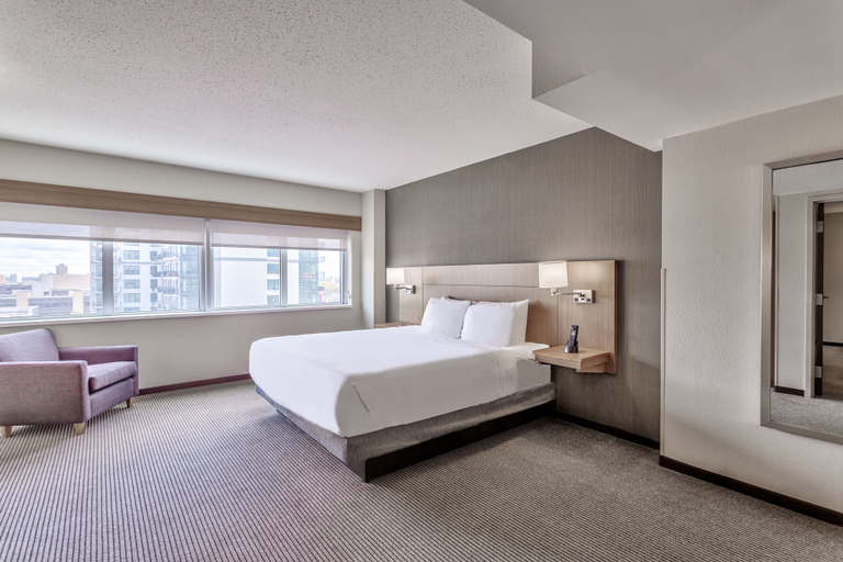 Bedroom 3, Hyatt Place Minneapolis Downtown, Hennepin