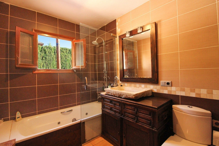 Bathroom, Villa Benicolada, Alicante