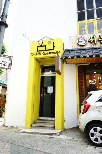 Exterior & Views 2, Onna Guesthouse - Hostel, Buk