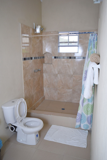 Bathroom 4, Justinn Apartments