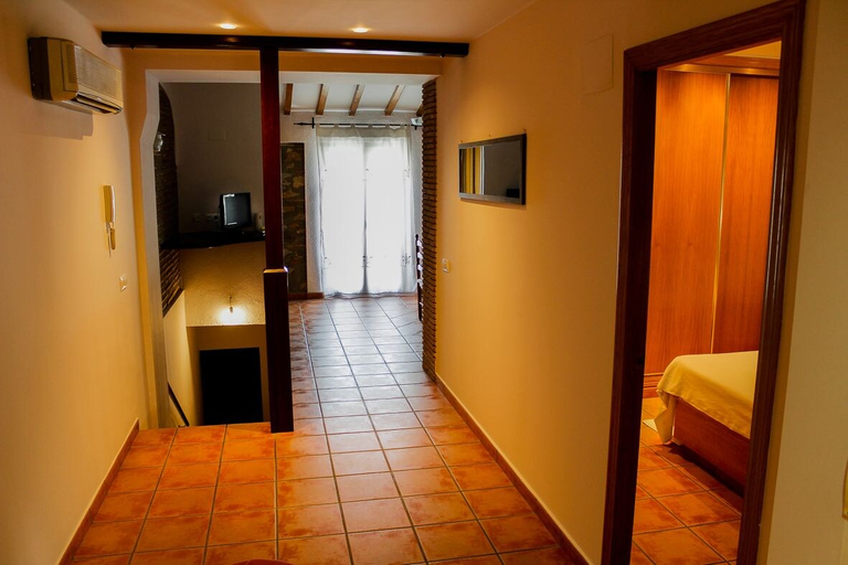 Others 5, Casita en El Barrio de los Pescadores, Alicante