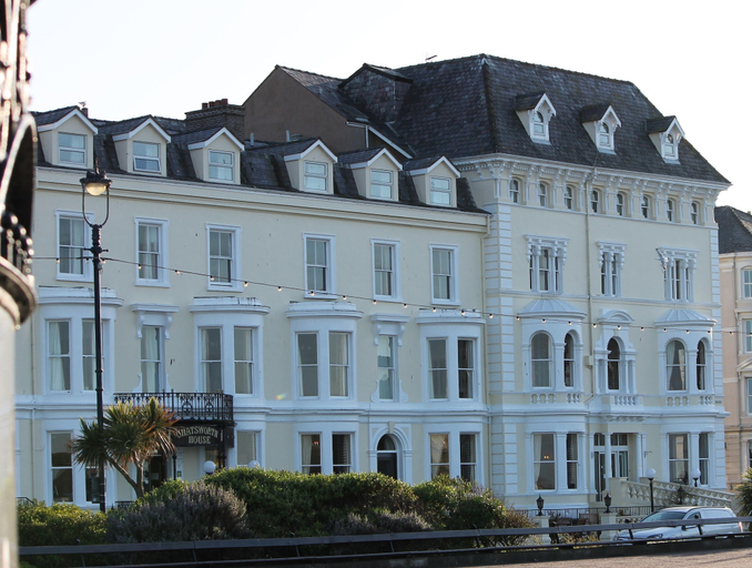 Exterior & Views 2, Chatsworth House Hotel, Conwy