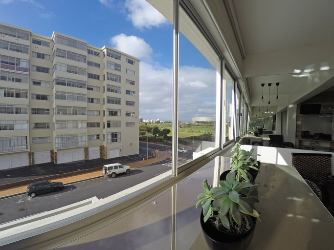 Exterior & Views 2, 205 New Cumberland, City of Cape Town
