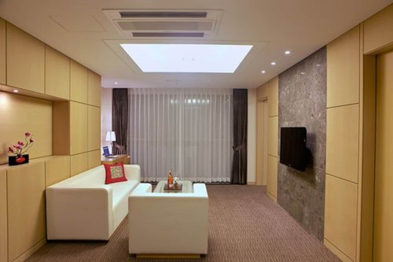 Bedroom 2, The Class 300, Sokcho