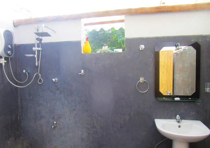 Bathroom 3, Green herbal Ayurvedic Eco-Lodge, Habaraduwa