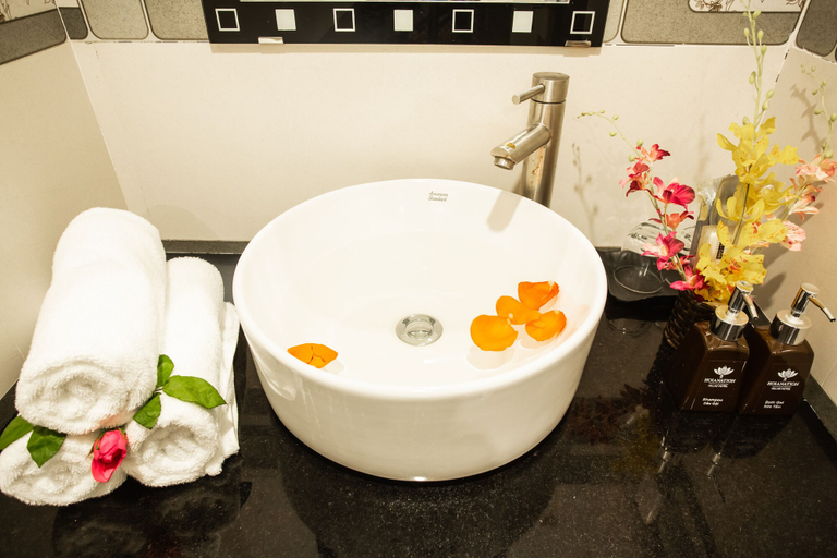 Bathroom 5, Hoianation Villas Hotel, Da Nang