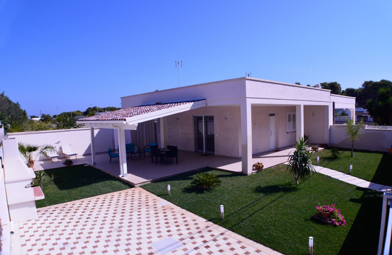 Exterior & Views 2, Elcisia Luxe Beach House, Lecce