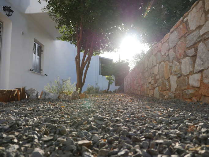 Exterior & Views, Galini Rooms & Apartments Syros, South Aegean