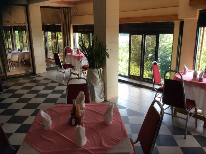 Food & Drinks 4, Sunset International Hotel, Jinja