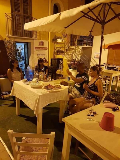 Food & Drinks 5, Il cortiletto, Agrigento