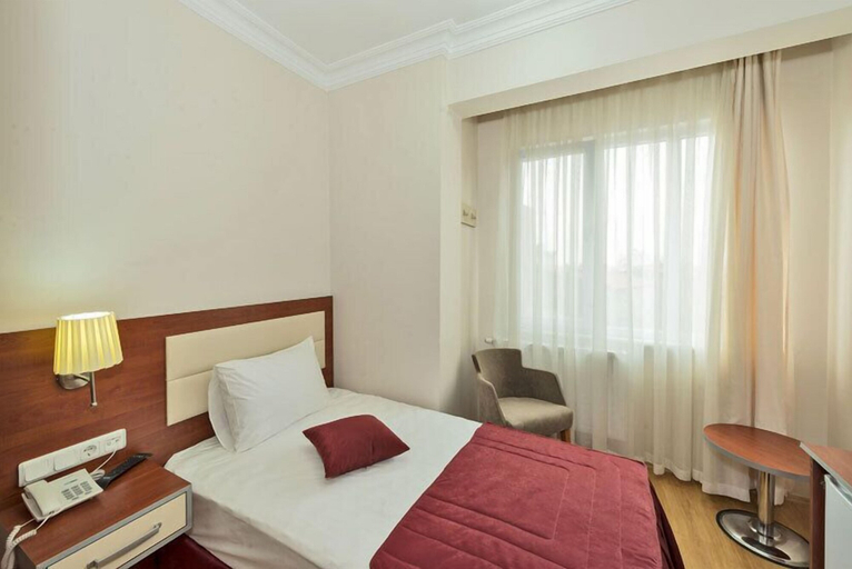 Bedroom 4, La Garden Hotel, Fatih